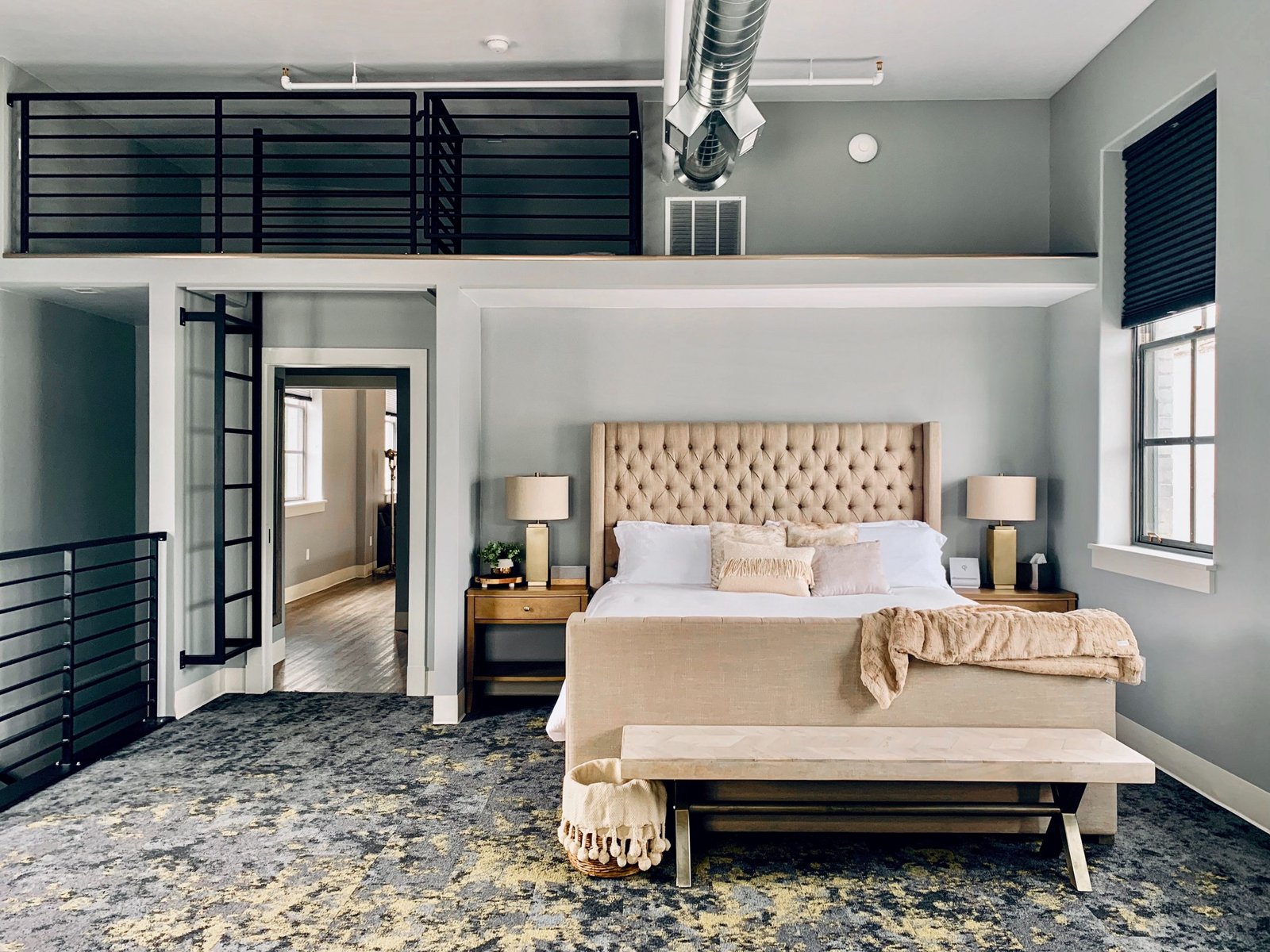 Used full bed room in Abu Dhabi